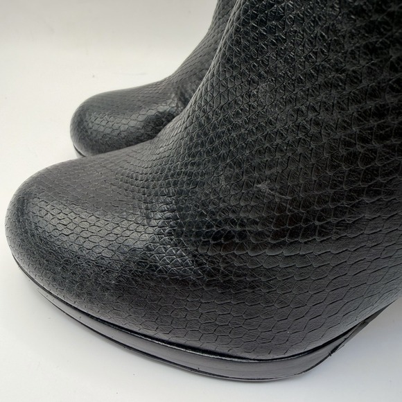 CH Cole Haan Leather Black High Heel Boots Women's Size 8.5 B Good Condition - Picture 9 of 11